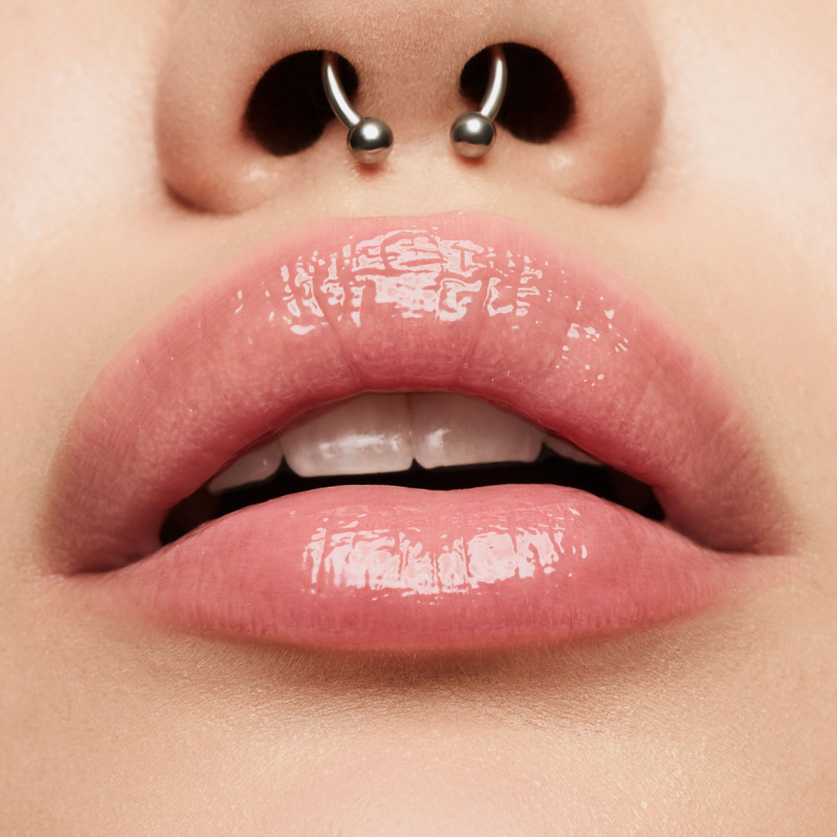 PLUSH PUDDIN' (MASCARILLA INTENSIVA PARA LABIOS CON ESTEROLES DE GRANADA Y VITAMINA E)